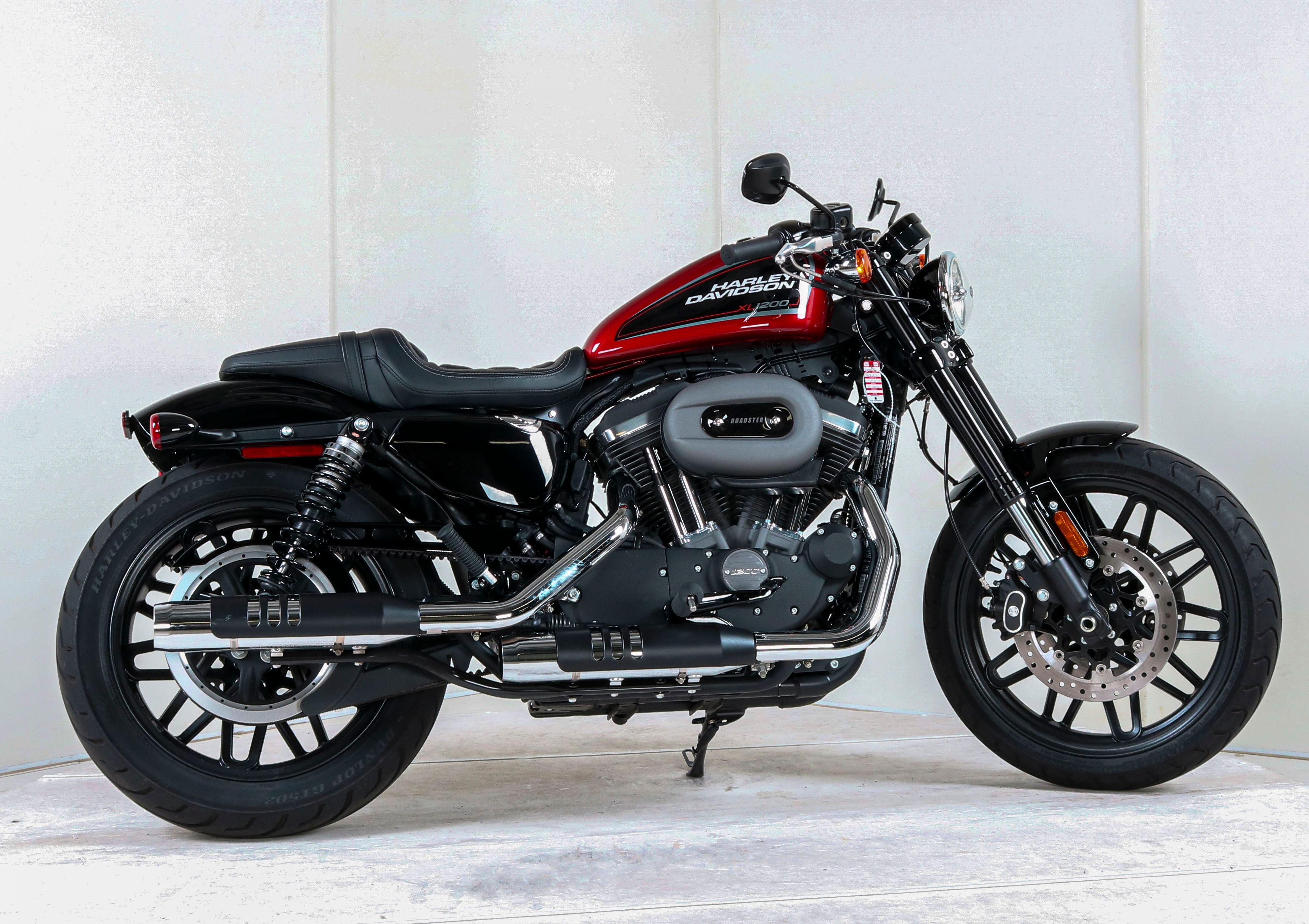 Pre-Owned 2019 Harley-Davidson Sportster Roadster XL1200CX